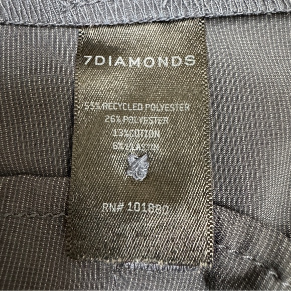 7 Diamonds Shorts Mens 33 Navy Blue Dynamic Performance Hybrid Golf Hike Stretch - Picture 10 of 11